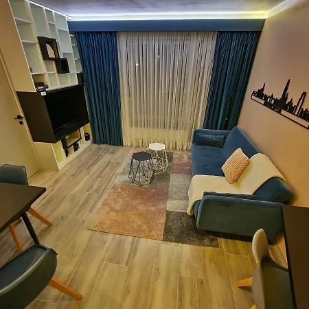 Apartment Royal Diamond @ Station